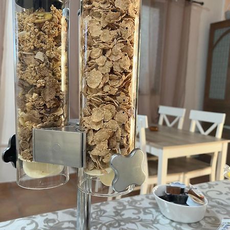 Il Melarancio Bed & Breakfast Pescia Romana Dış mekan fotoğraf