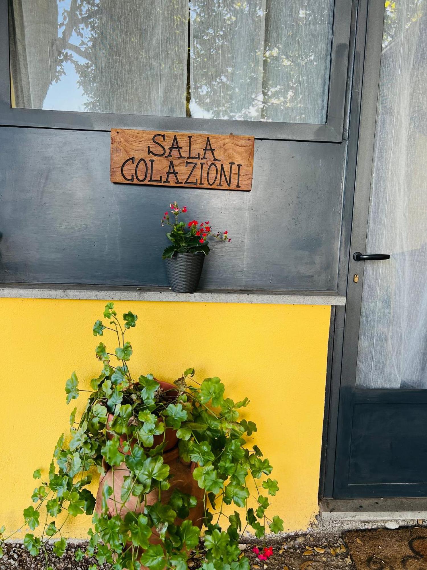 Il Melarancio Bed & Breakfast Pescia Romana Dış mekan fotoğraf
